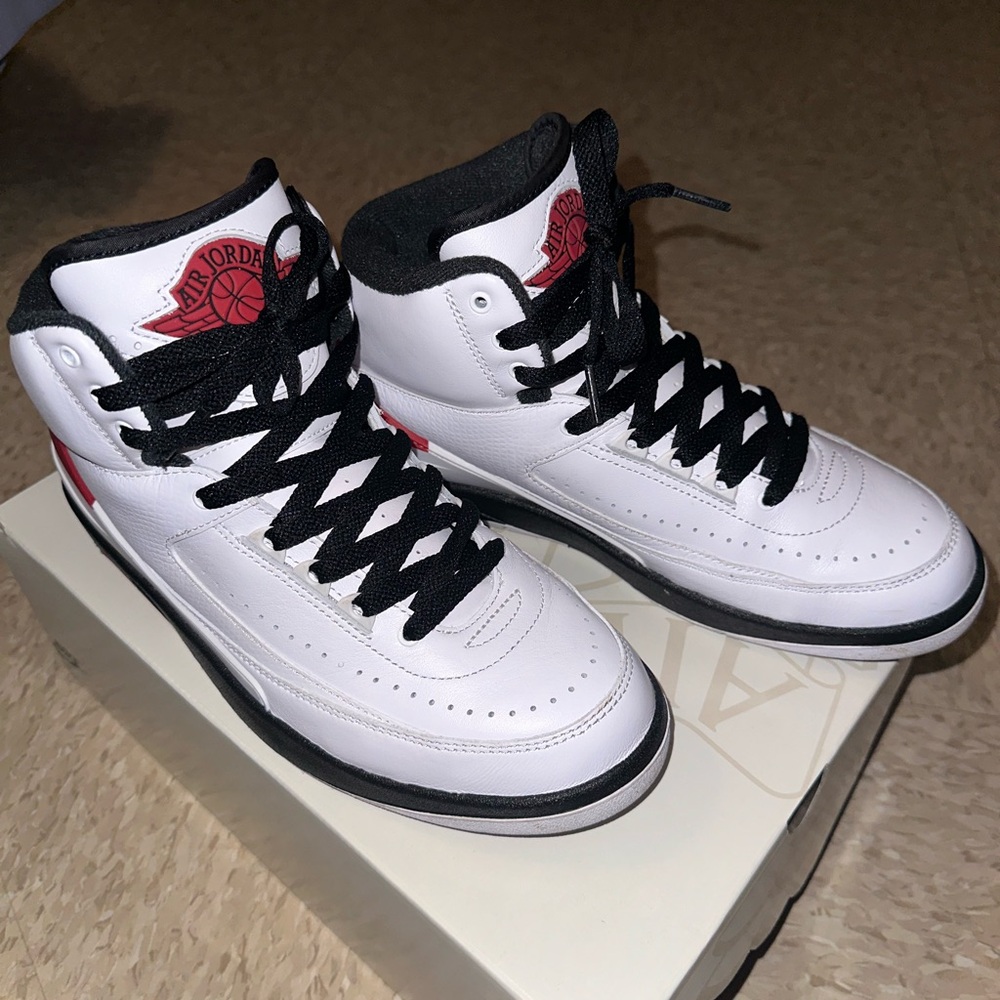 Air Jordan 2 Retro